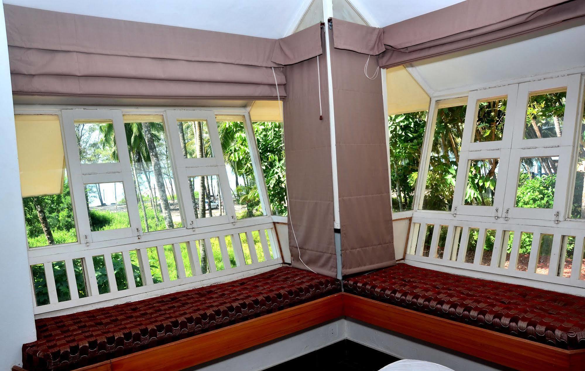 Vascodagama Beach Resort Kappad Extérieur photo